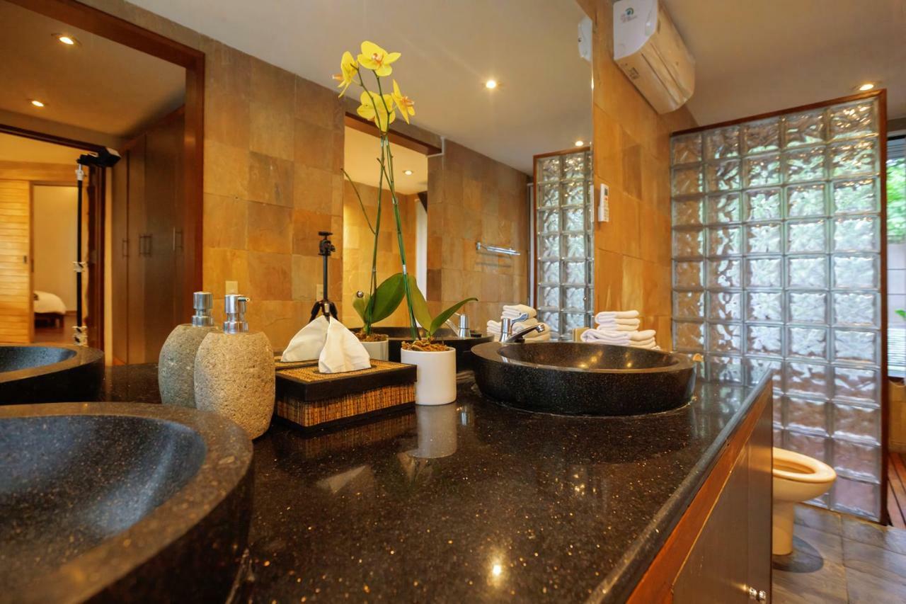 Seminyak Villa Kalyca Dış mekan fotoğraf