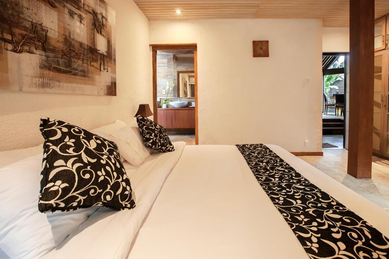 Seminyak Villa Kalyca Dış mekan fotoğraf